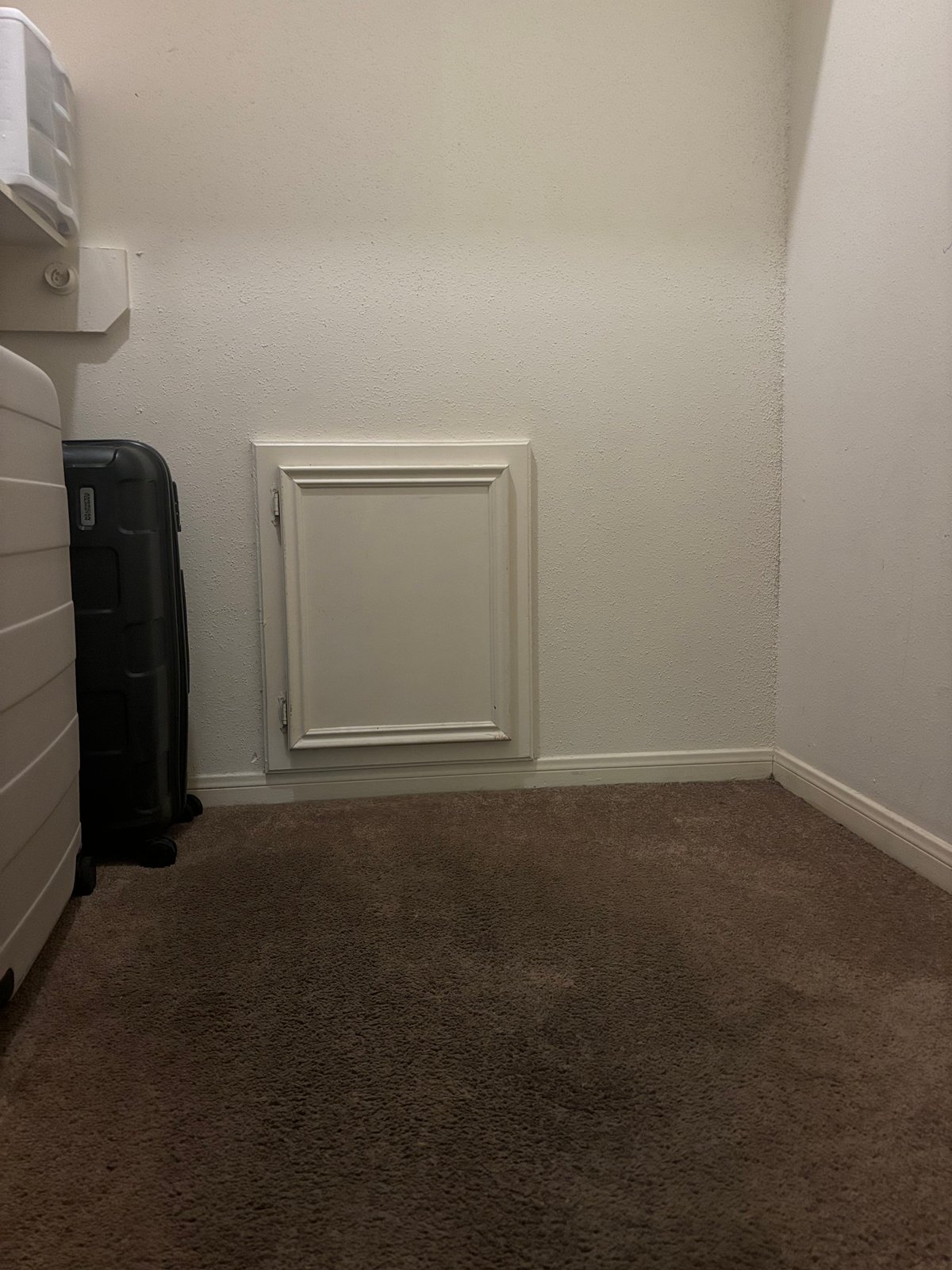 2 x 3 Closet in Lehi, Utah